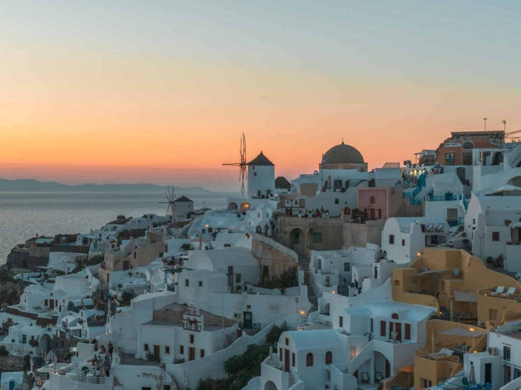 Sunset and Dining Spots in Santorini